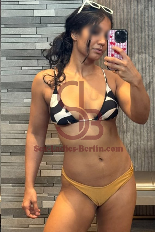 Indian Escort Girl in Berlin